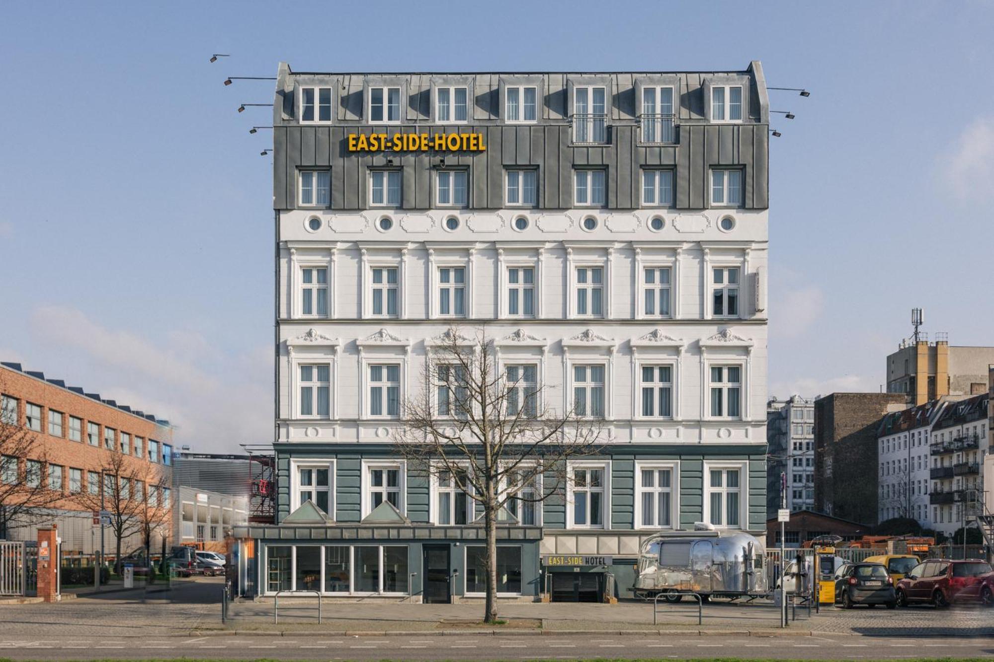 Homaris East Side Hotel Berlin Exterior photo